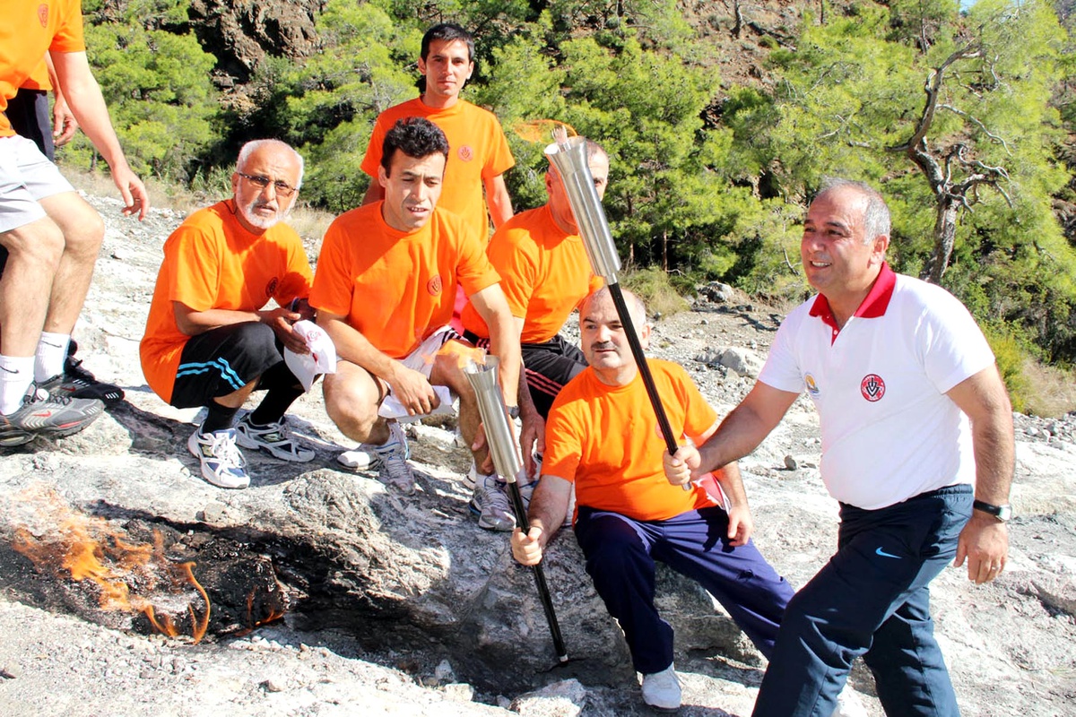 Olimpiyatı'nın Ateşi, Yakıldı