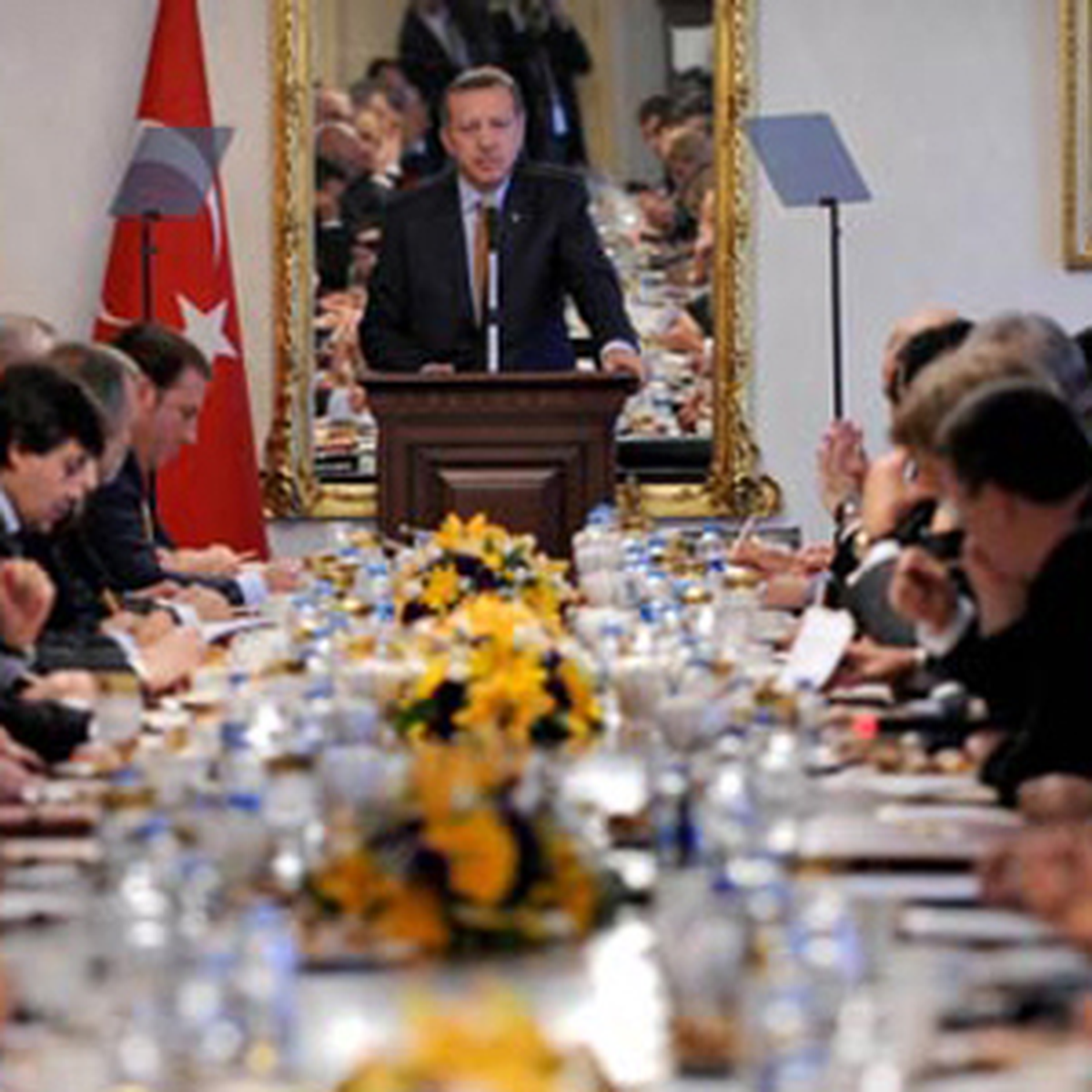 Başbakan'dan Veto Yiyen 3 Gazete