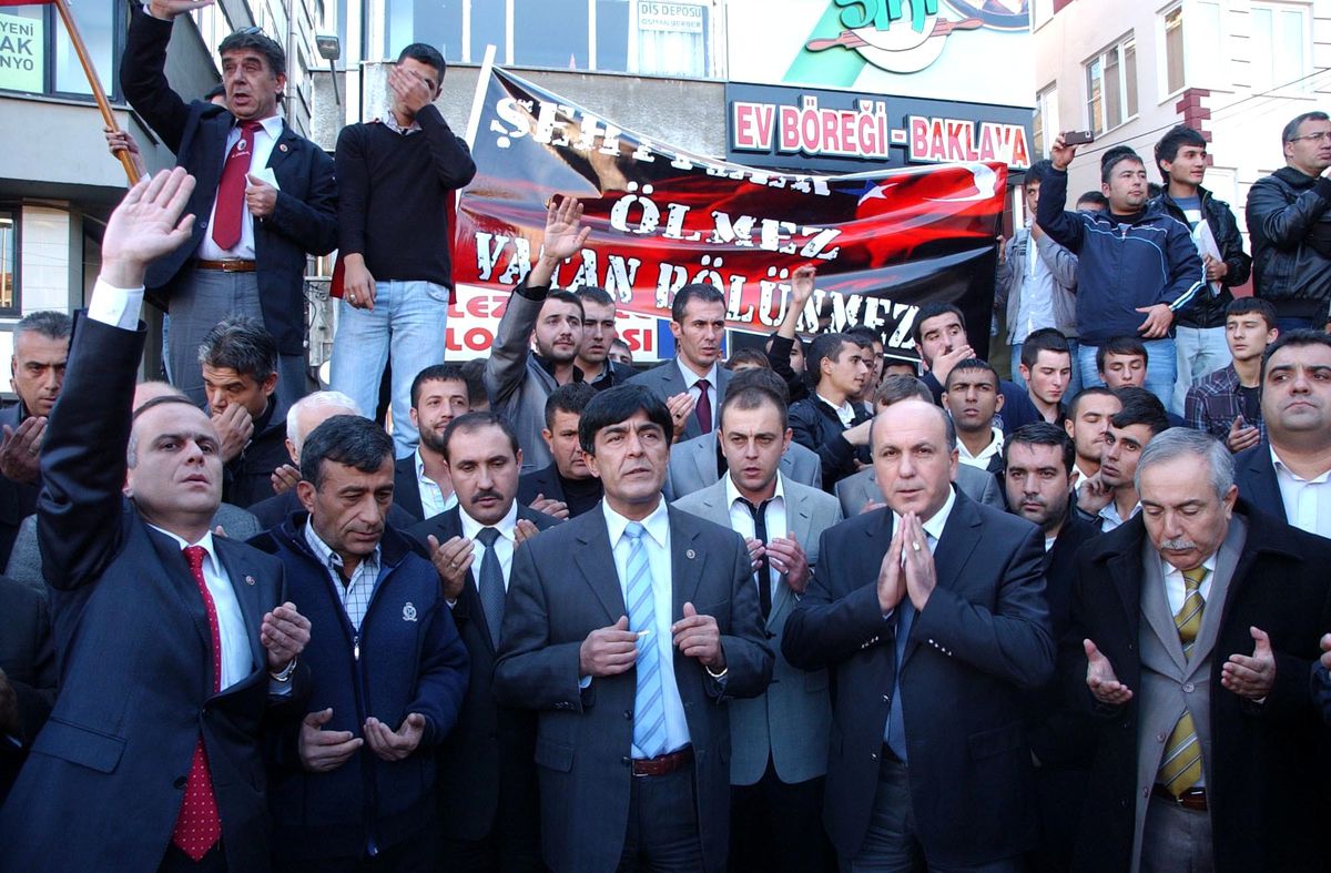 Ülkü Ocakları ve MHP'den Teröre Tepki