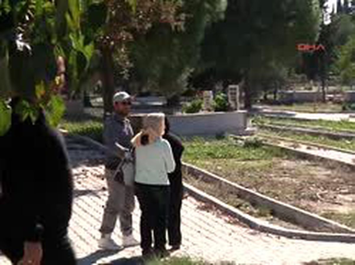 Aile Dostunu Kaybeden Tarkan'ın Acı Günü