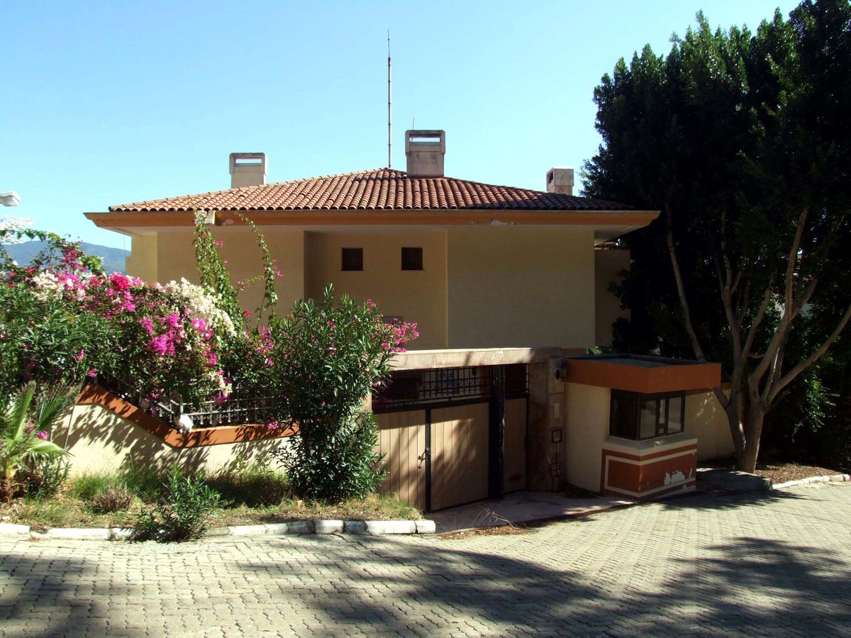 Evren'in Evine Yeniden Polis Koruması