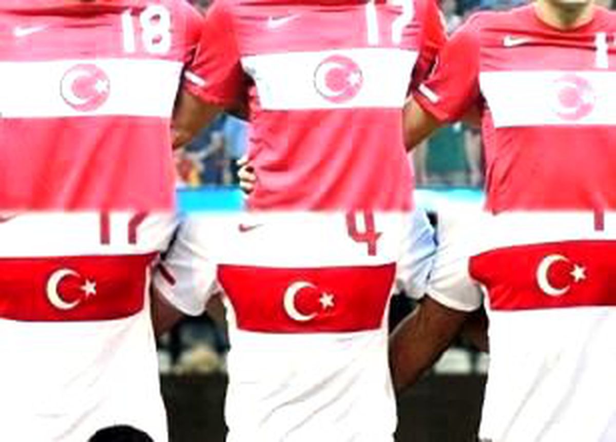 Formaları Çıkarın, Milli Forma Giyiyoruz!