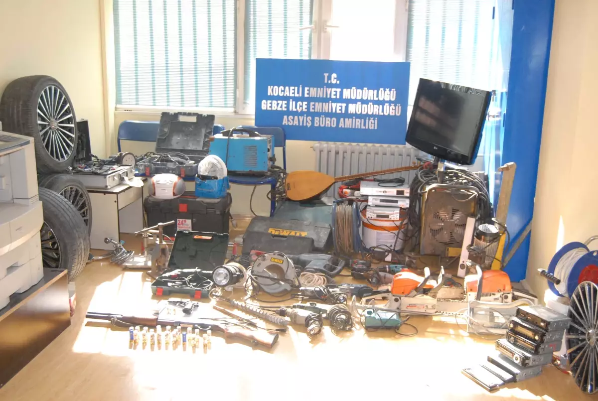 Gebze\'de Hırsızlık Şebekesi Çökertildi