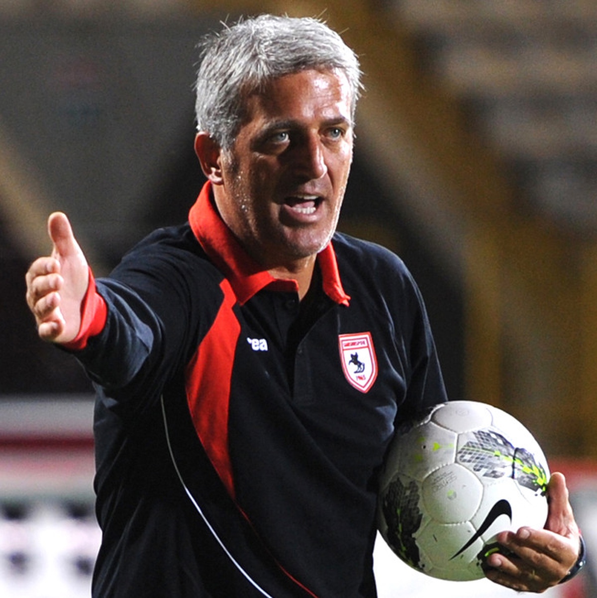 Samsunspor'da Mustafa ve Bülent Şoku