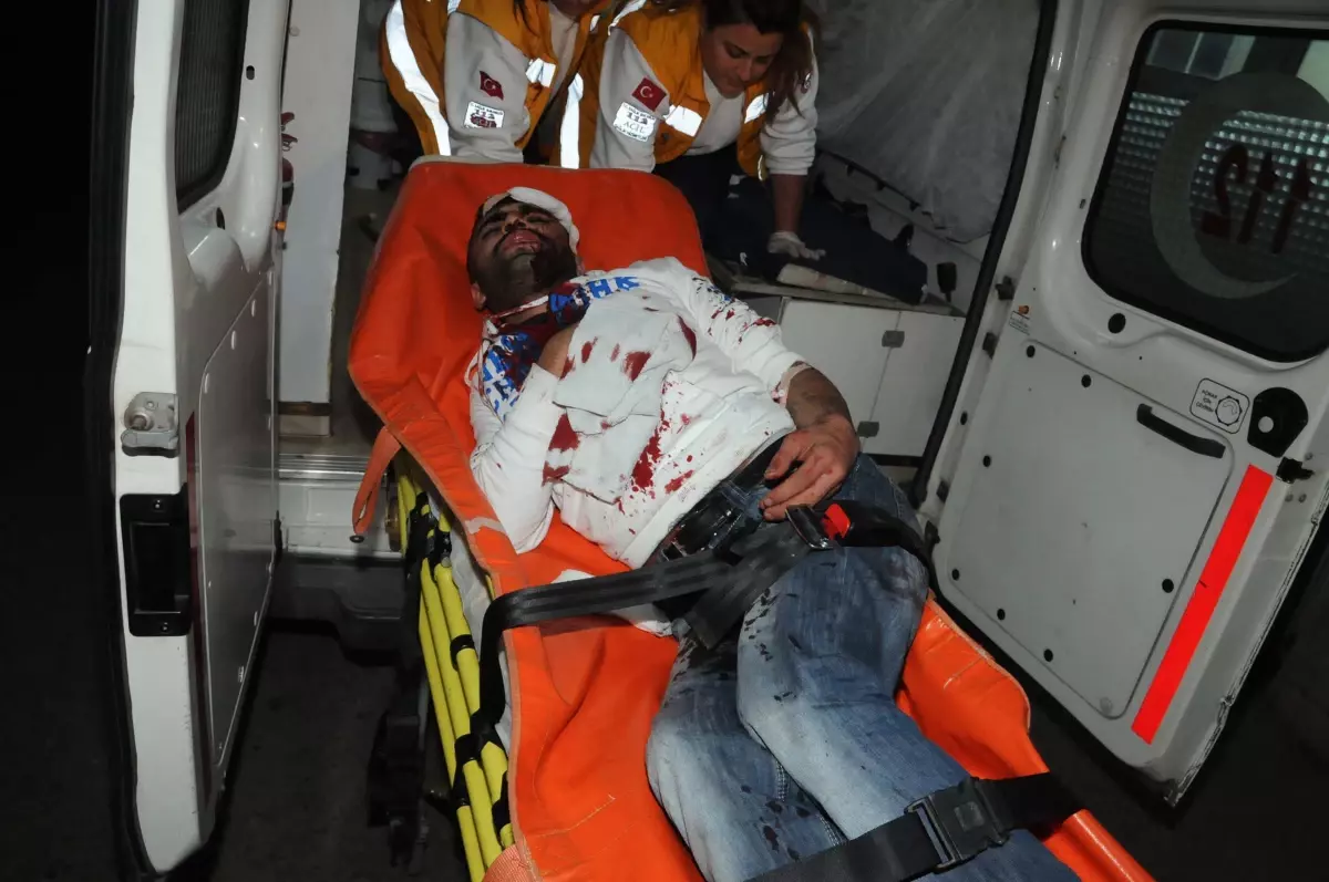 Kendi Halini Unuttu, Yaralı Arkadaşını Sordu