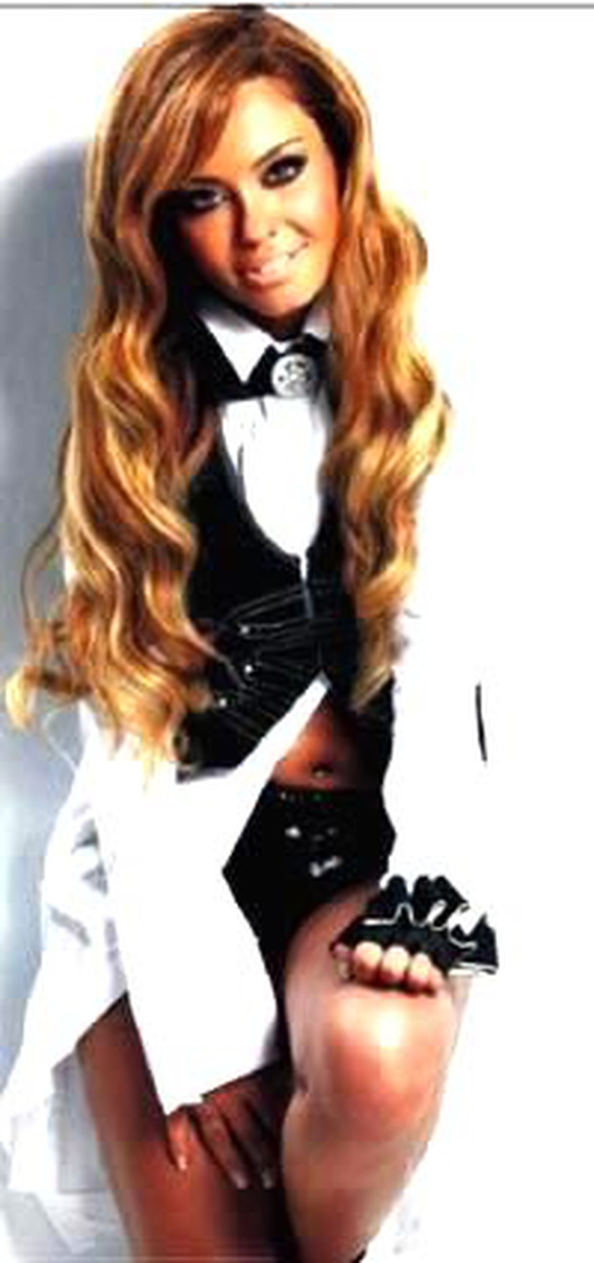 'Angelina Dudak' Tartışması