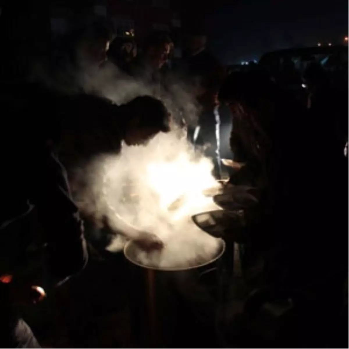 Yardım Teklifleri ve Taziye Mesajları