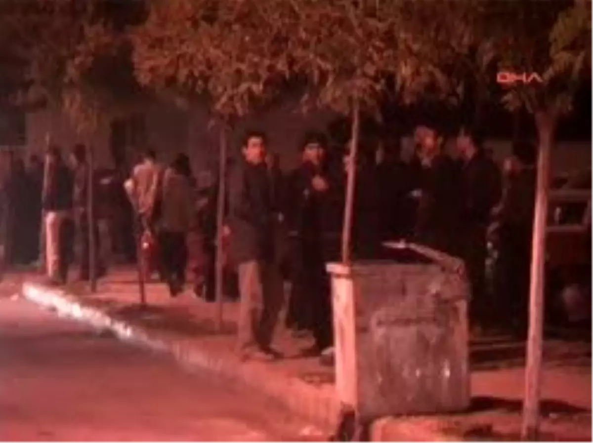 Artçı Deprem Siirt\'i Sokağa Döktü