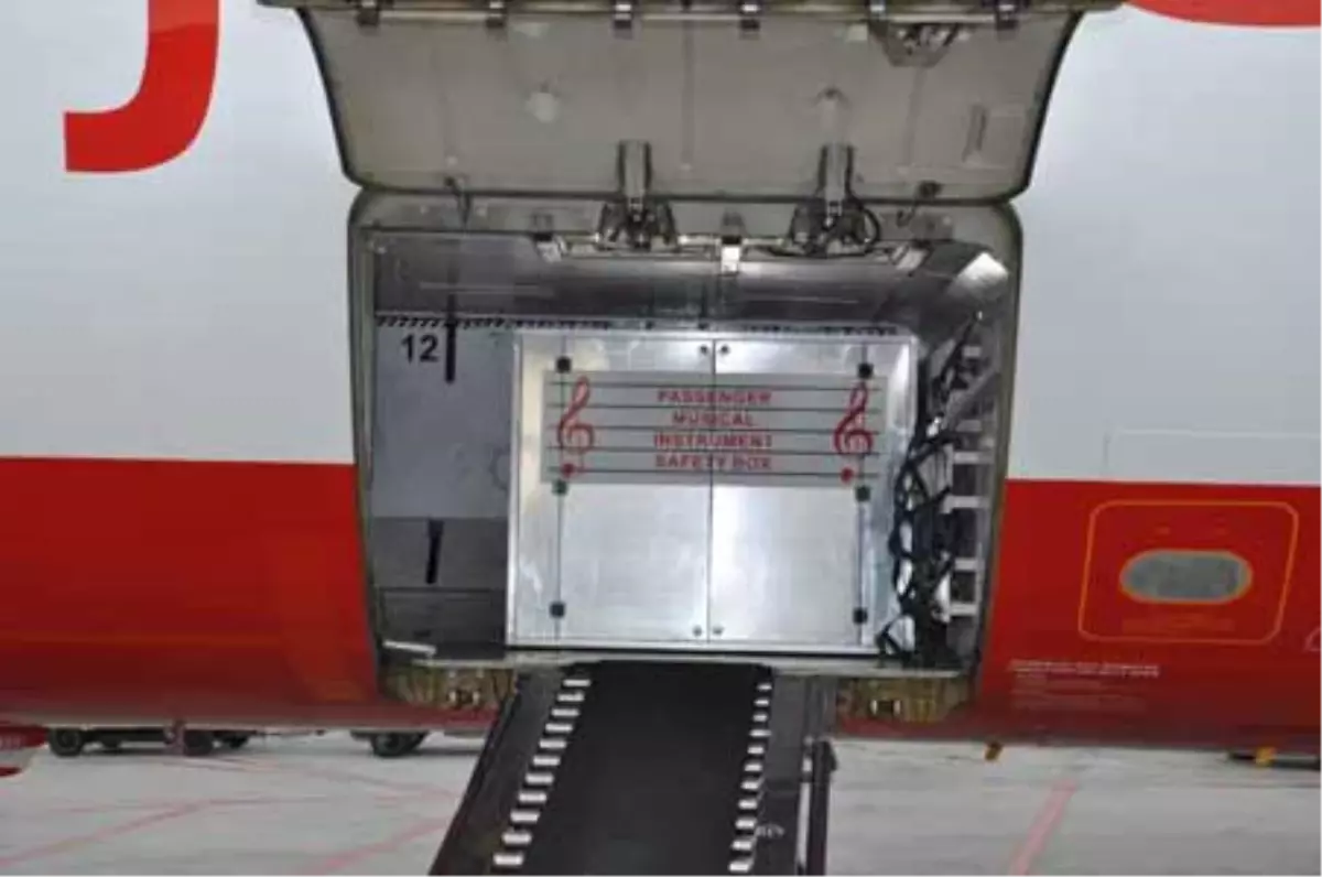 Atlasjet Enstrümanlarınızı İtinayla Uçuruyor