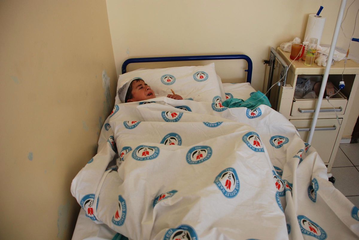 8 Yaşındaki Depremzede Yiğit, Ailesini İstiyor