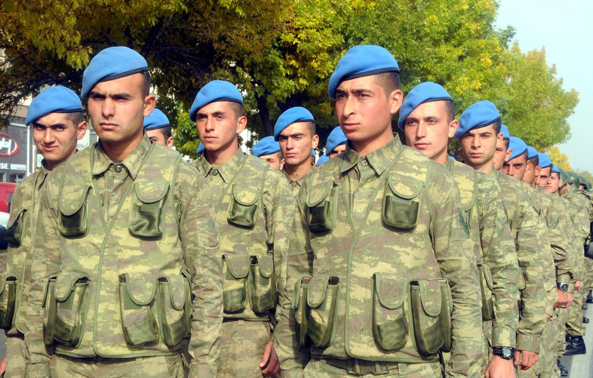 Bayram Provası Gecikince Öğrenciler Yoruldu