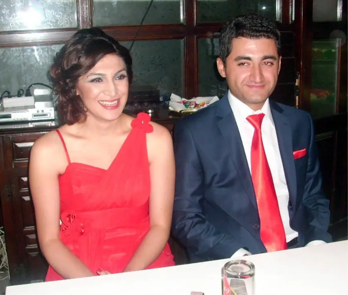 Deprem Kurbanı Hacer Öğretmene Gözyaşı