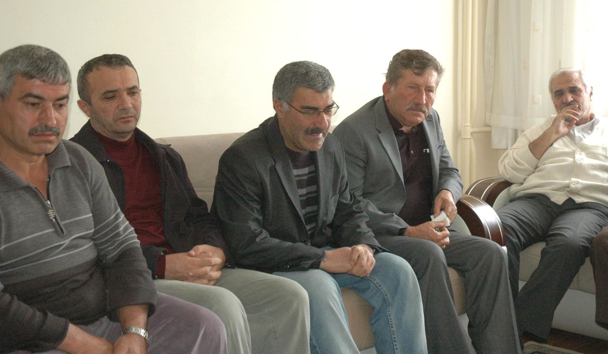 Depremde Ölen 2 Öğrnetmen Kayseri'de Toprağa Verildi