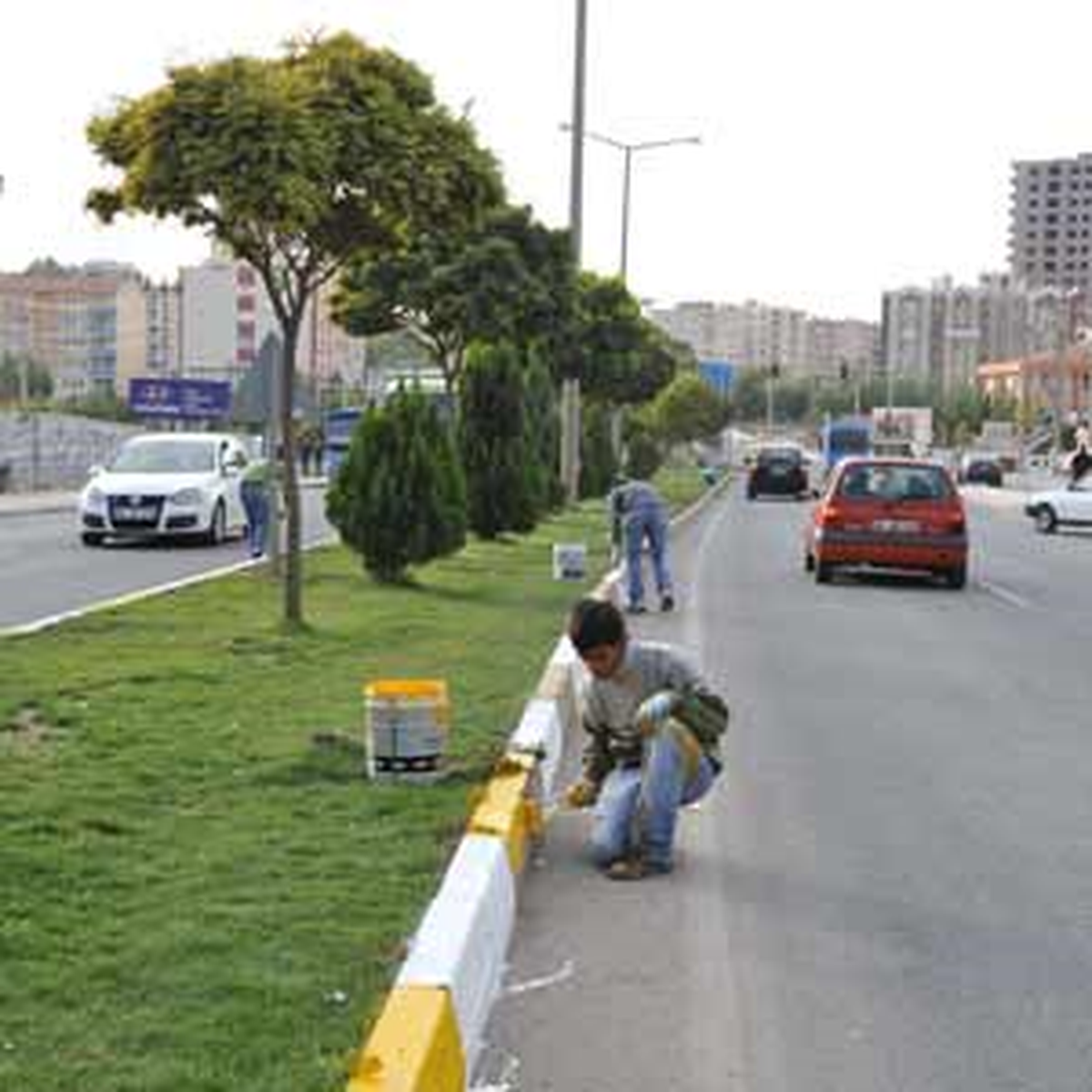 Kaldırımlar Boyandı