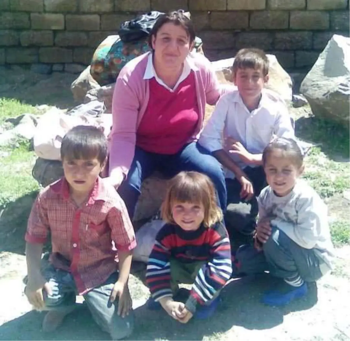 Öznur Öğretmeni Sevdiklerinden Deprem Ayırdı