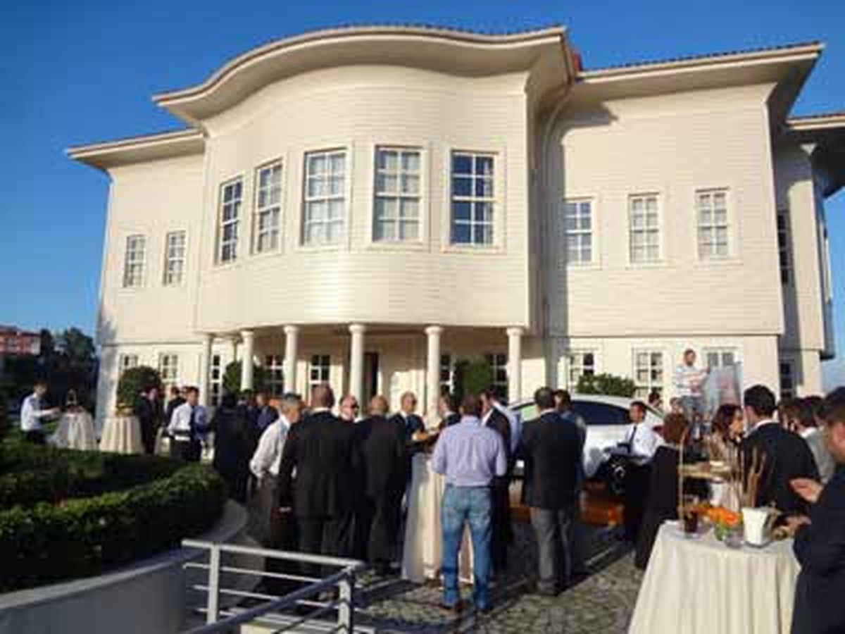 Subaru XV Bayilere Tanıtıldı