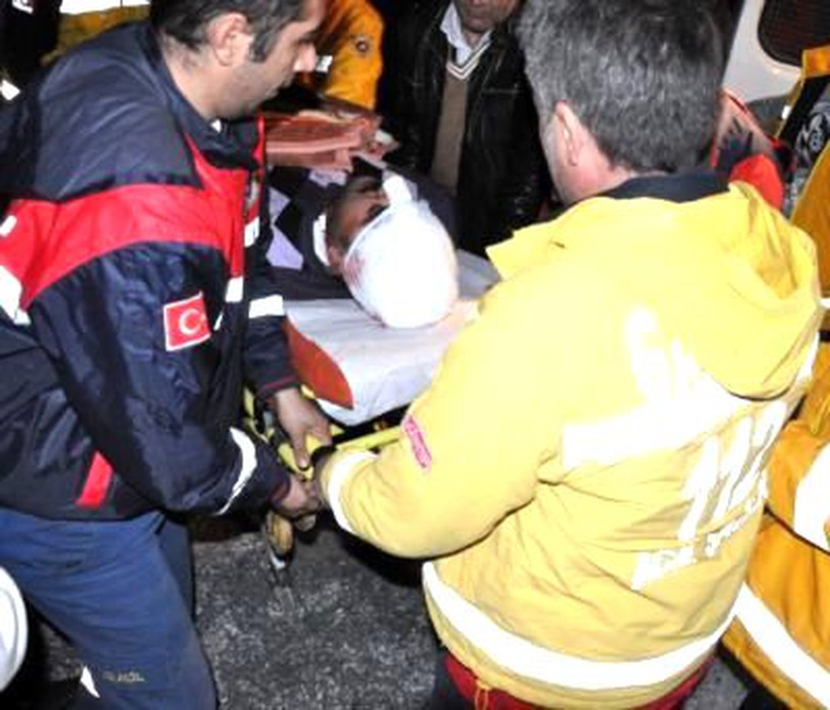 Van'da Artçı Sarsıntılar Korkutuyor