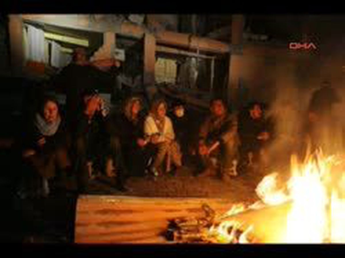 61 Saat Sonra Enkaz Altından Çıkartıldı