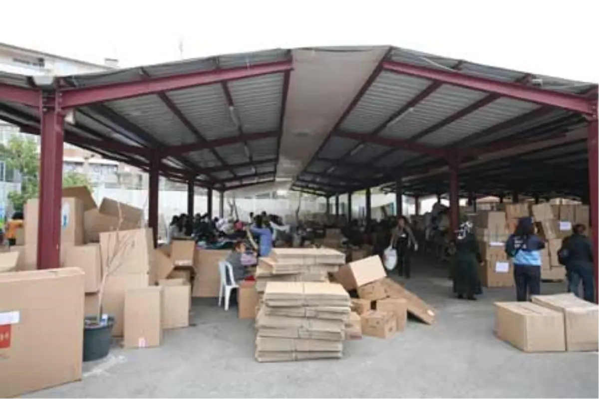 Kartal Elini Van\'a Uzatıyor