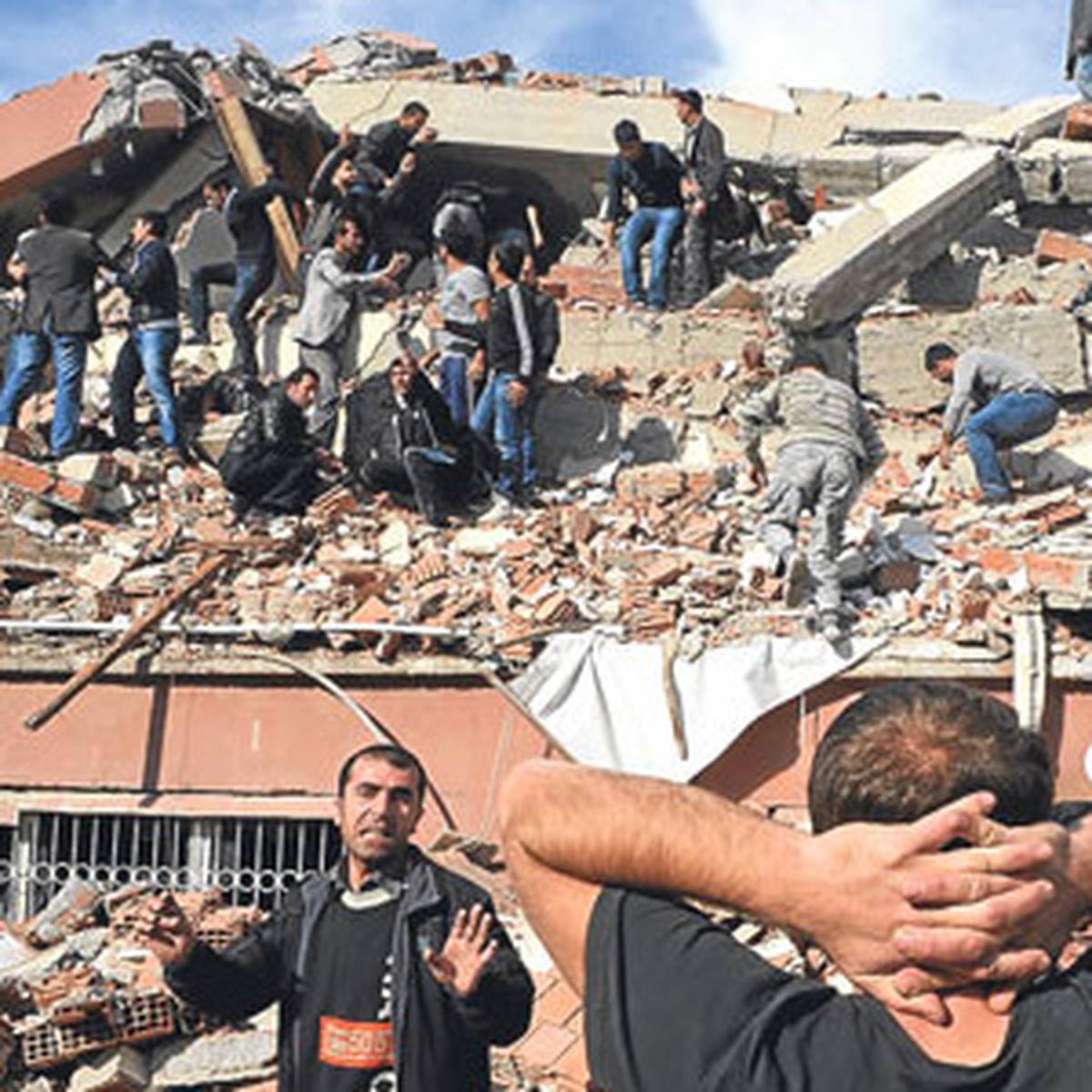 Çekmeceden Bebek Çıktı