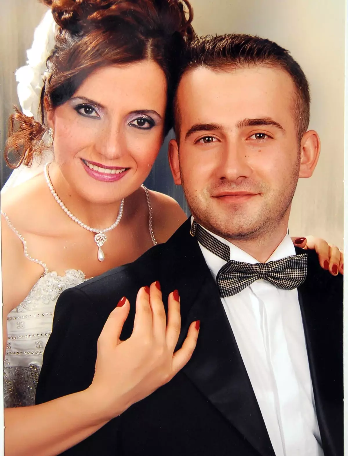 Özlem Öğretmen, Bebeğiyle Aynı Mezara Gömüldü