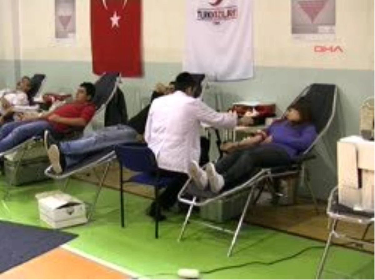 Sivas ve Tokat\'ta Van İçin Kan Bağışı