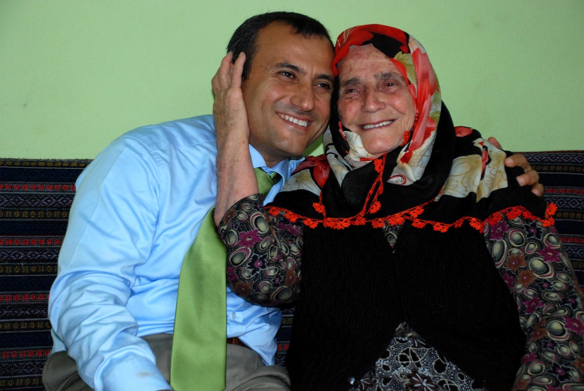 Cumhuriyet Yaşıtlarına Kaymakamdan Ziyaret