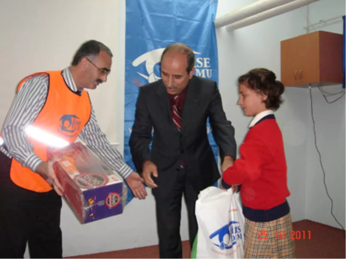 Bayram Öncesi Öğrencileri Sevindi.