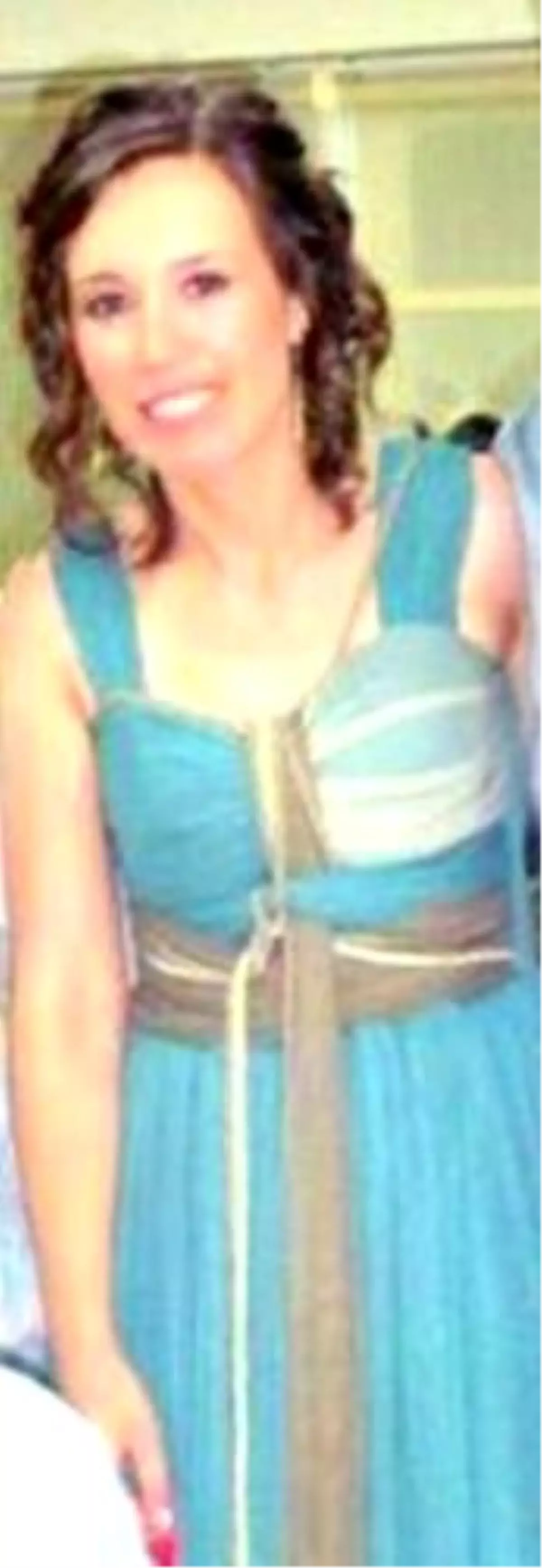 Gözde Öğretmen, Gözyaşlarıyla Uğurlandı