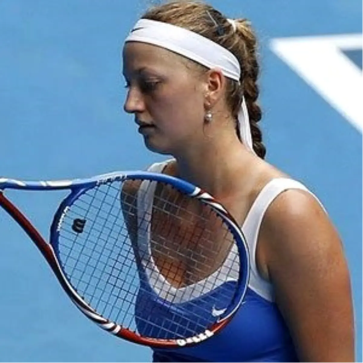 Kvitova Yarı Finali Garantiledi