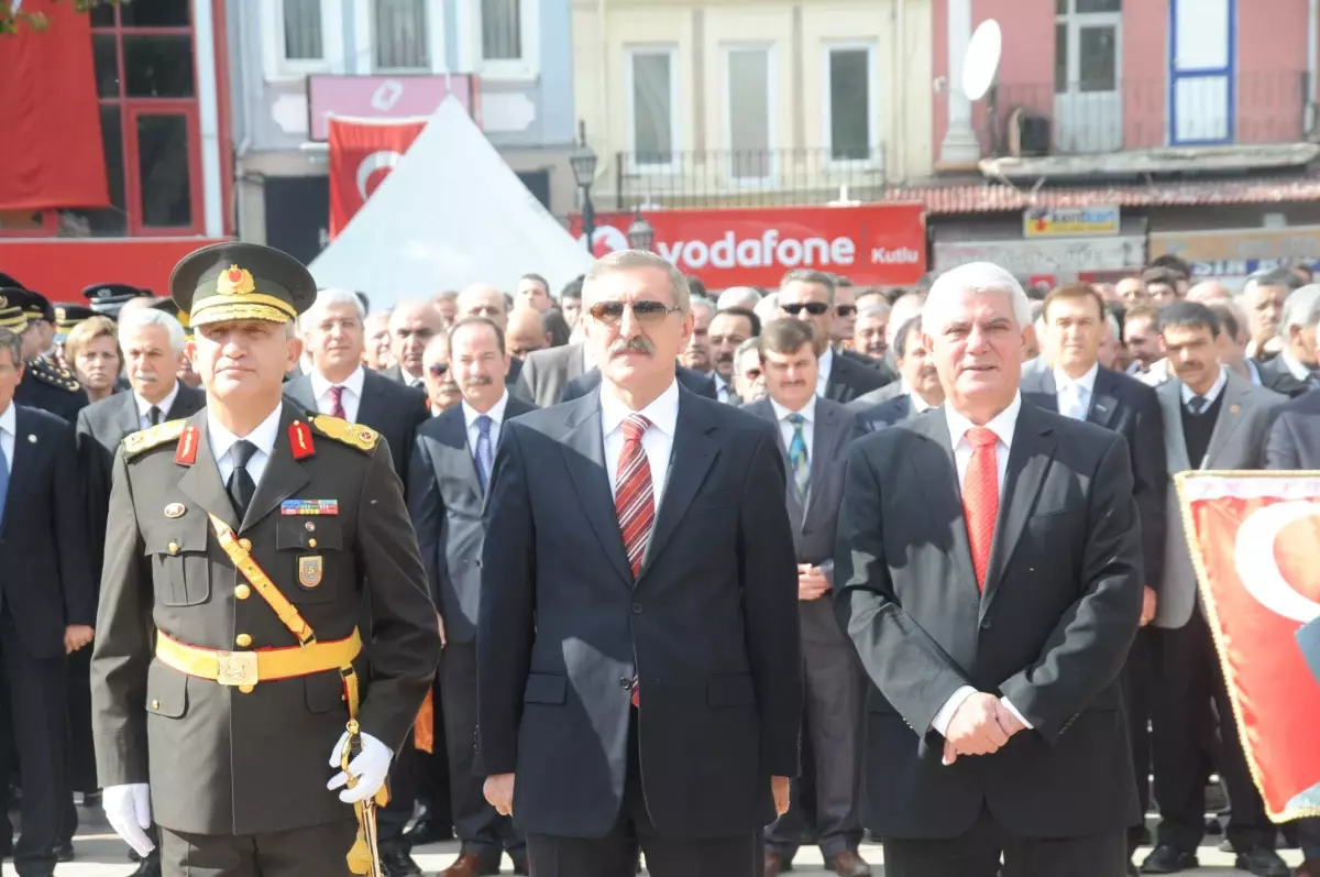 Trakya'da CHP'lilerden Geçit Törenlerinin İptaline Tepki