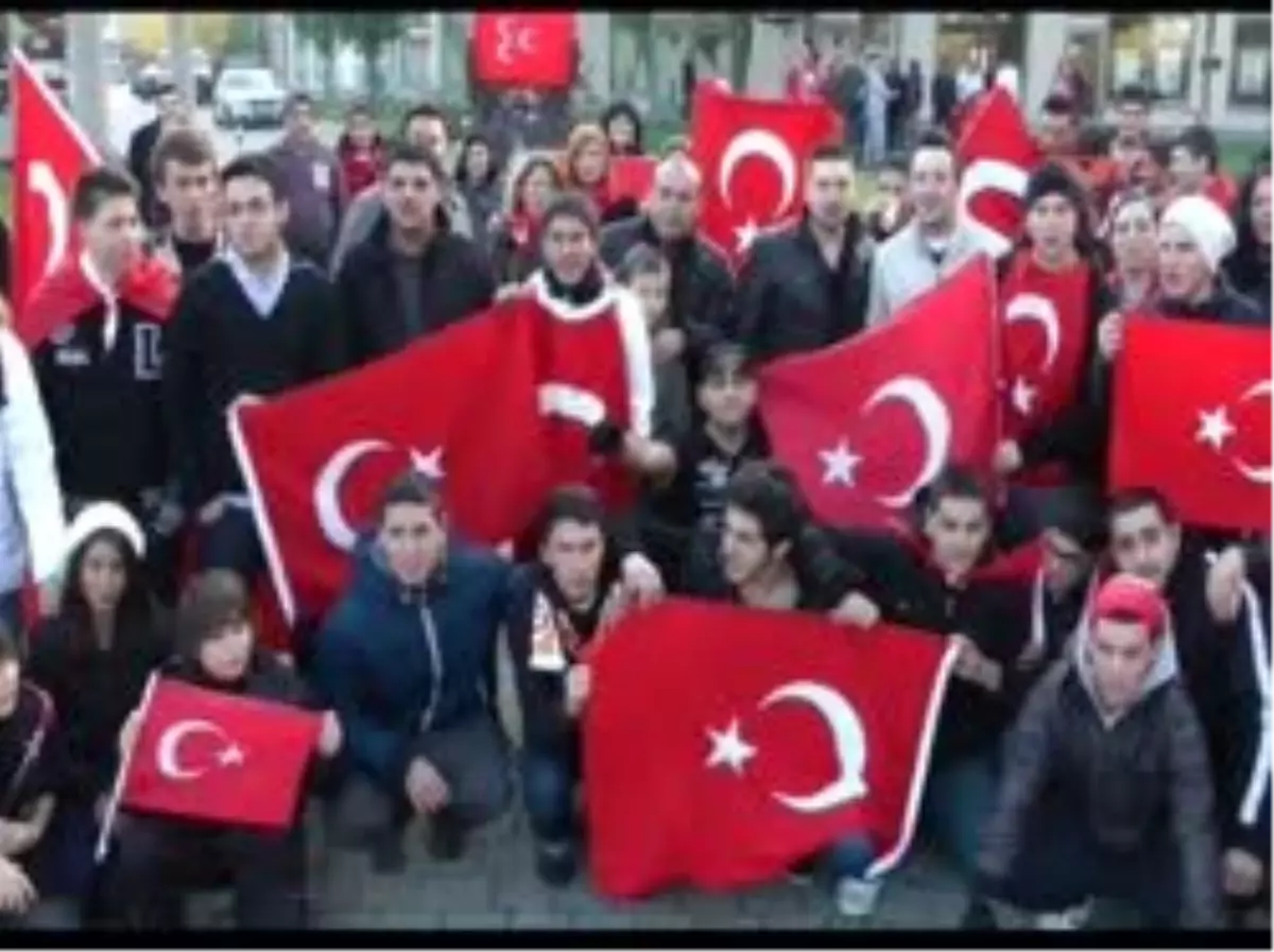 Nürnberg\'te Terör Protesto Edildi
