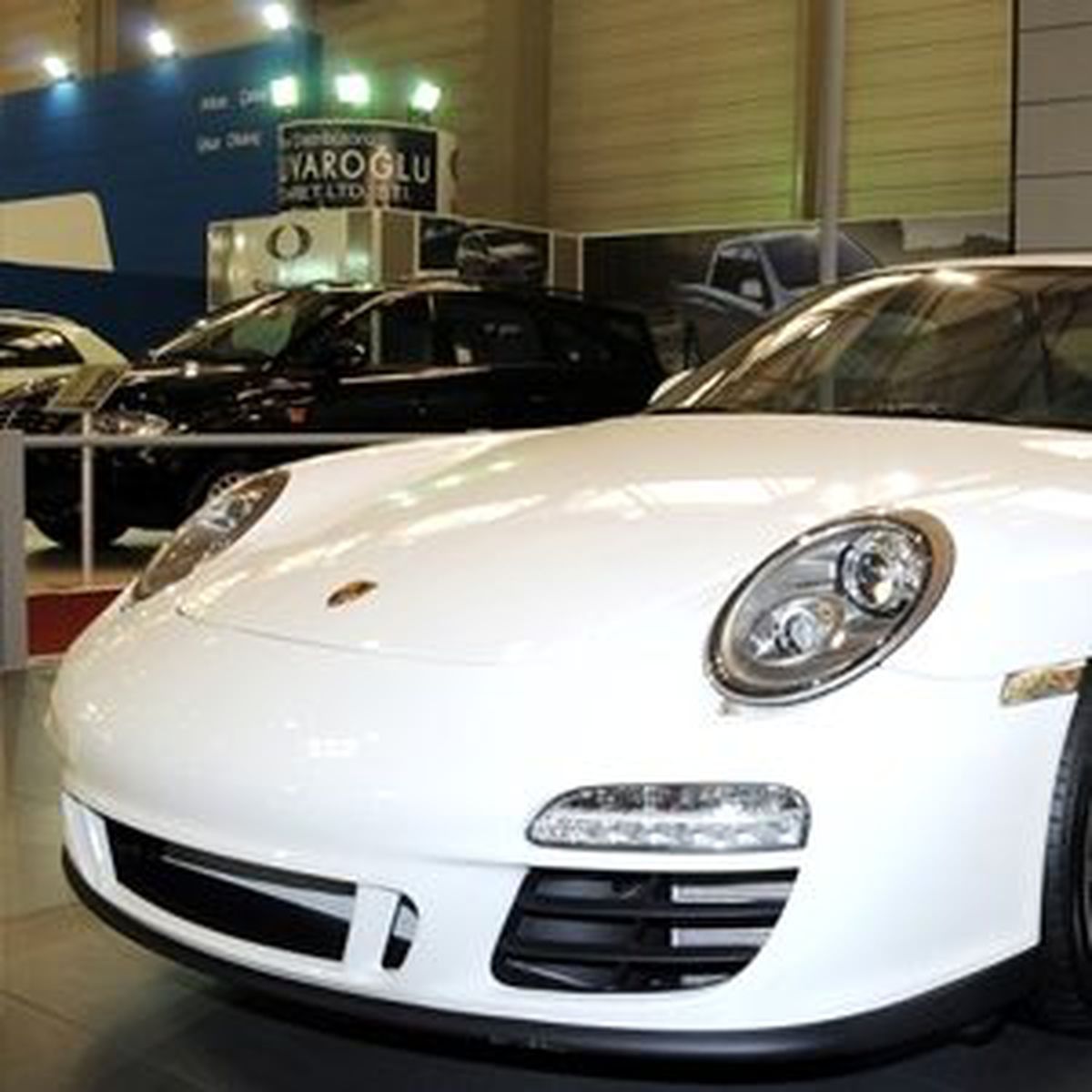 Otomotive Çifte Darbe