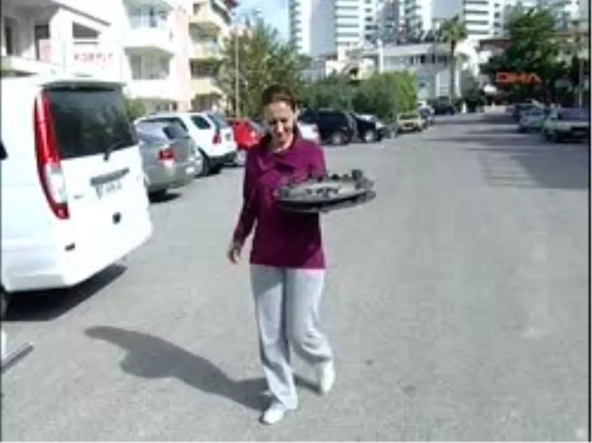 Hırsızını Yakalattı