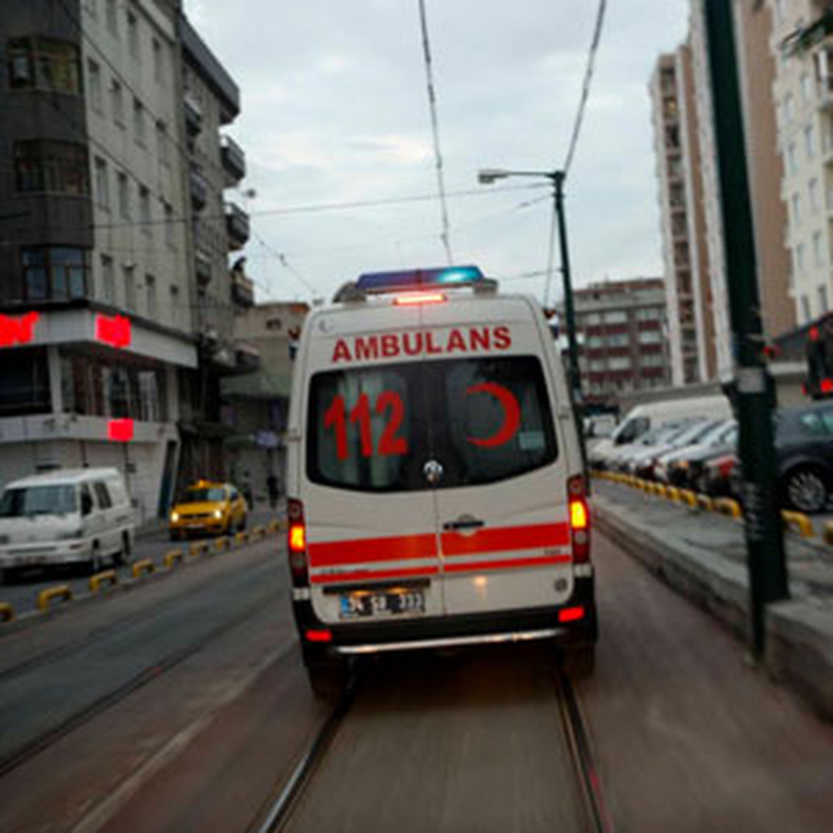 Otomobil, 150 Metrelik Uçuruma Yuvarlandı: 4 Ölü
