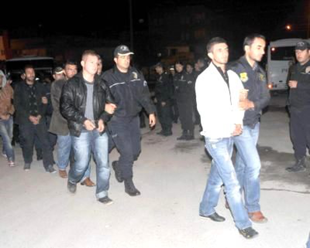 Şanlıurfa'da 19 PKK Yandaşı Tutuklandı