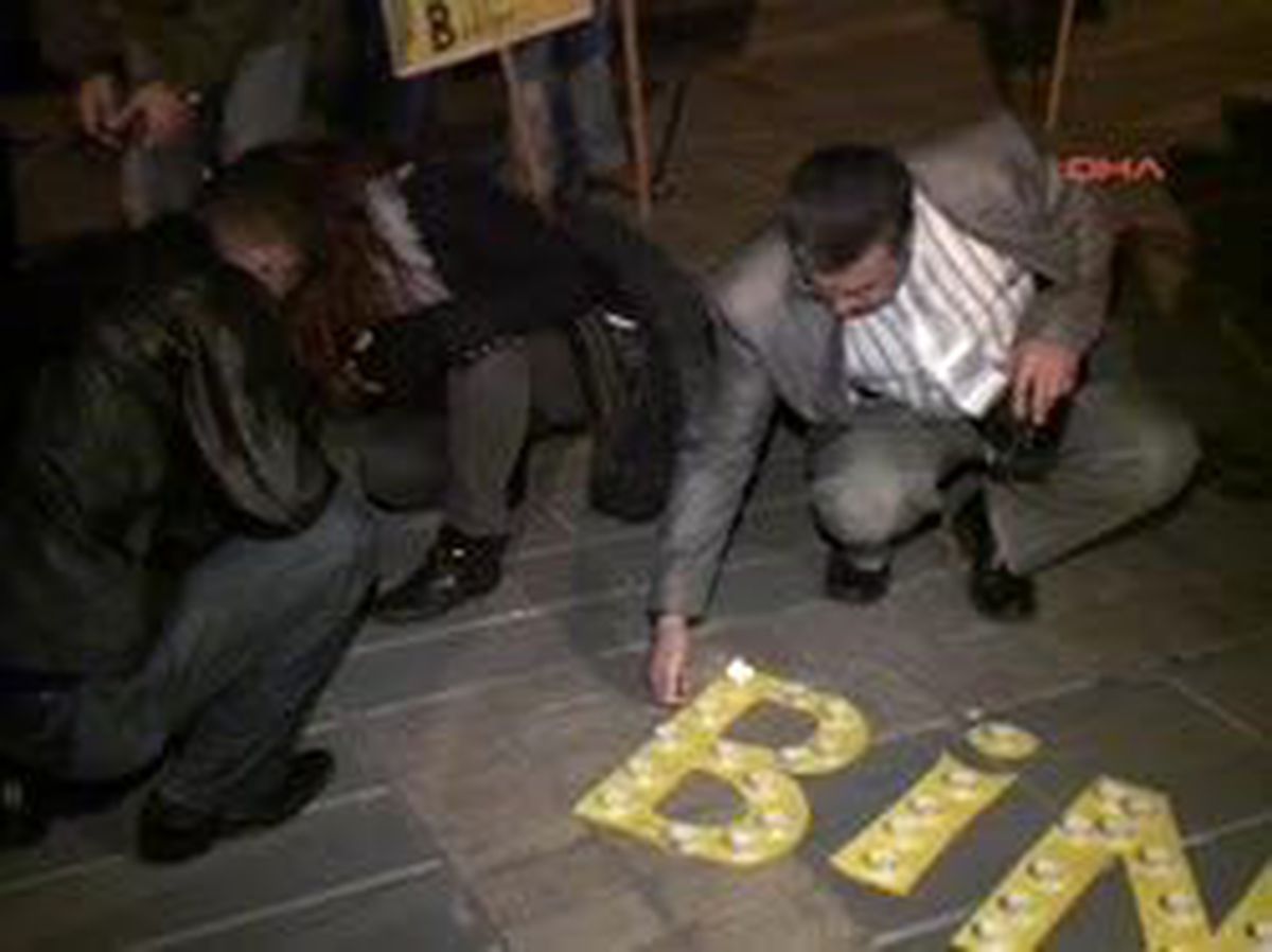 44 Bin Atama İçin 44 Dilek Balonu Uçurdular