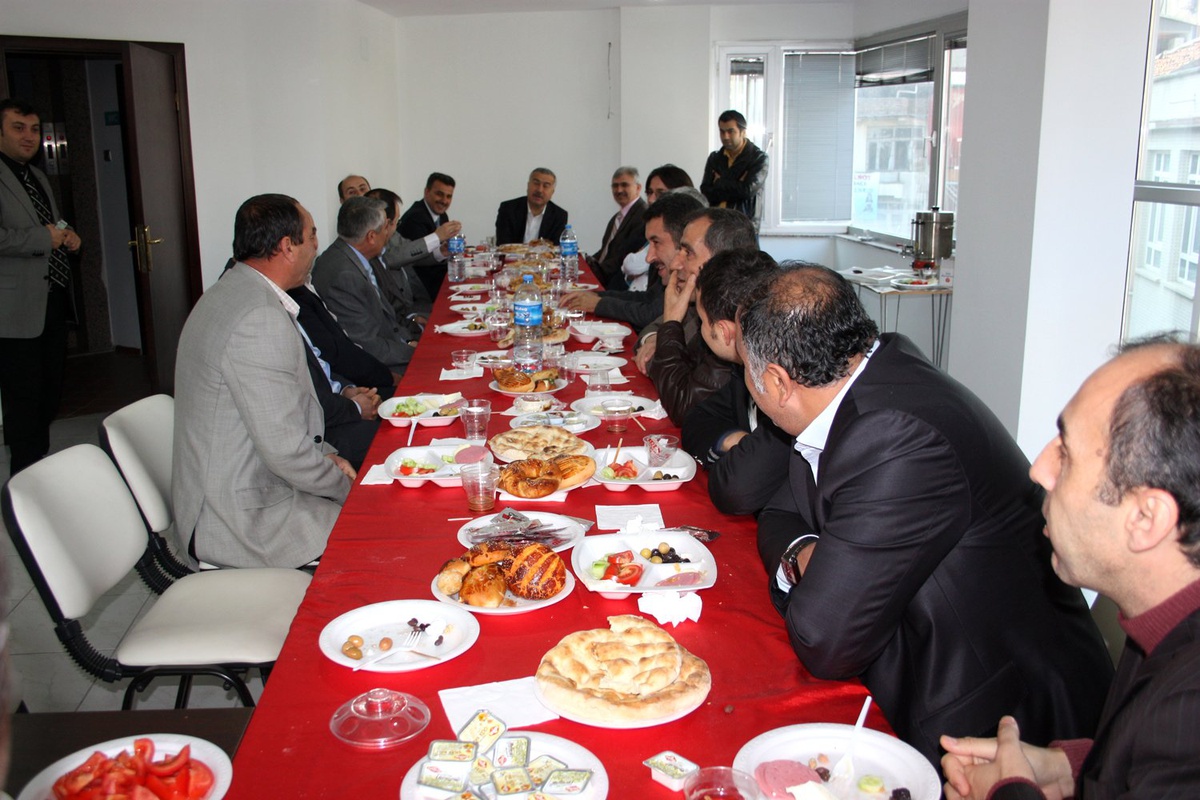 Demir Birliğimizi Pekiştireceğiz