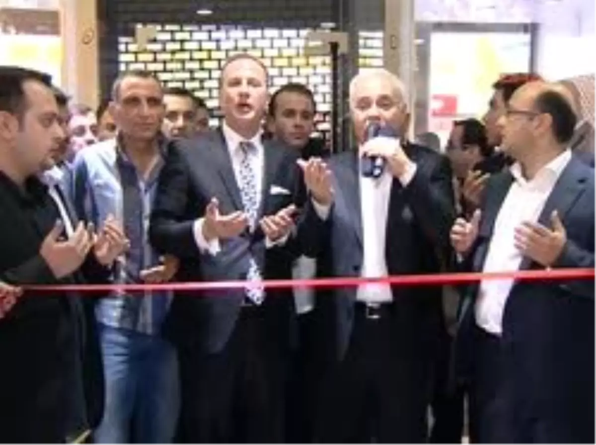 Almanya\'da Memati İzdihamı.