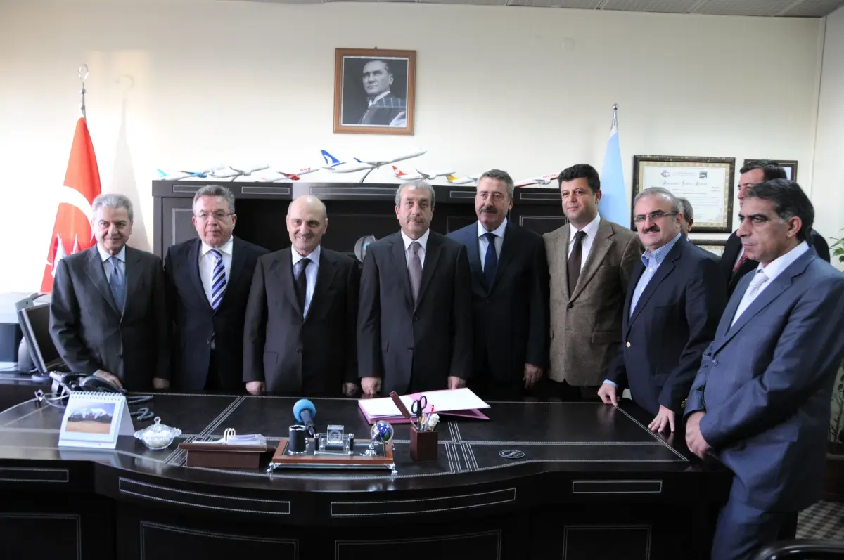 Havaalanında Gider Ayak Okul Sözü