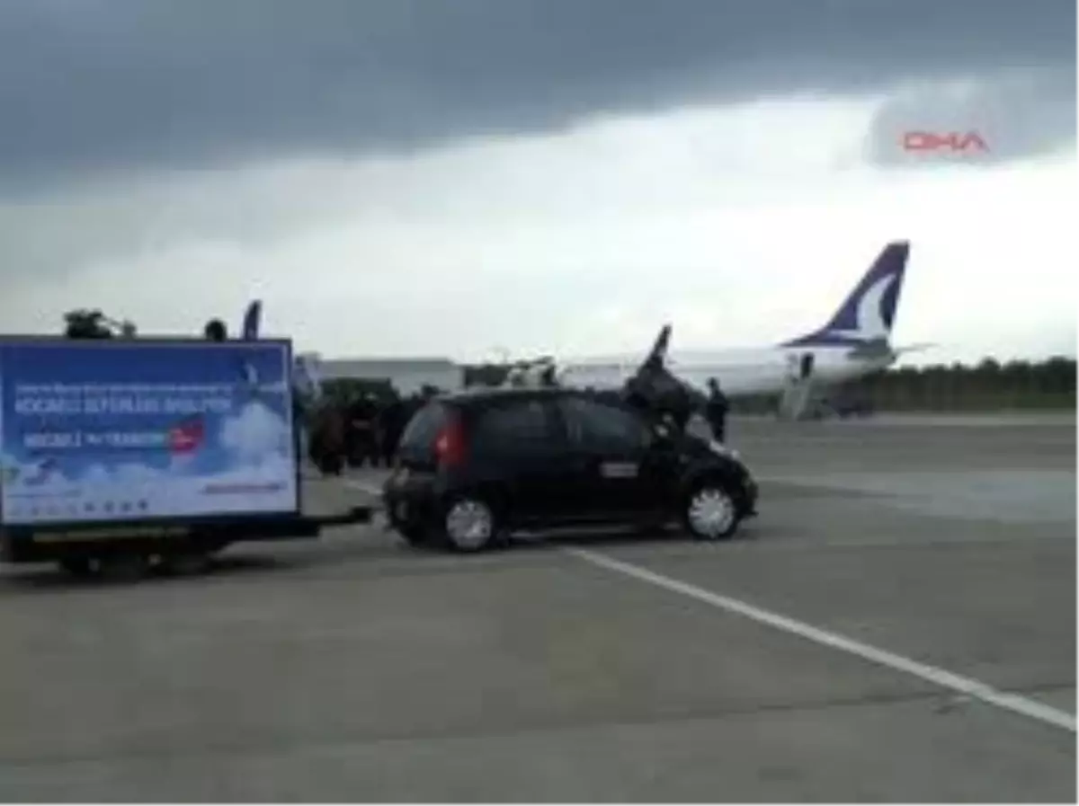 Cengiz Topel Sivil Havaalanı Açıldı