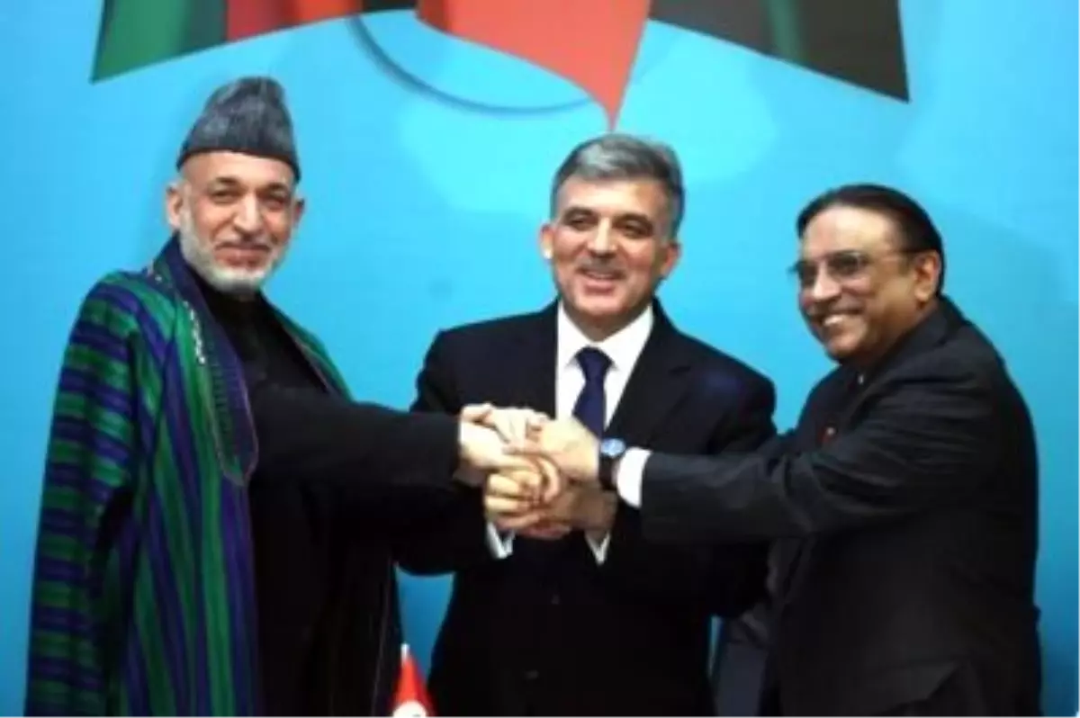 Karzai: "Gül\'ün Rolü Önemli Bir Adım"