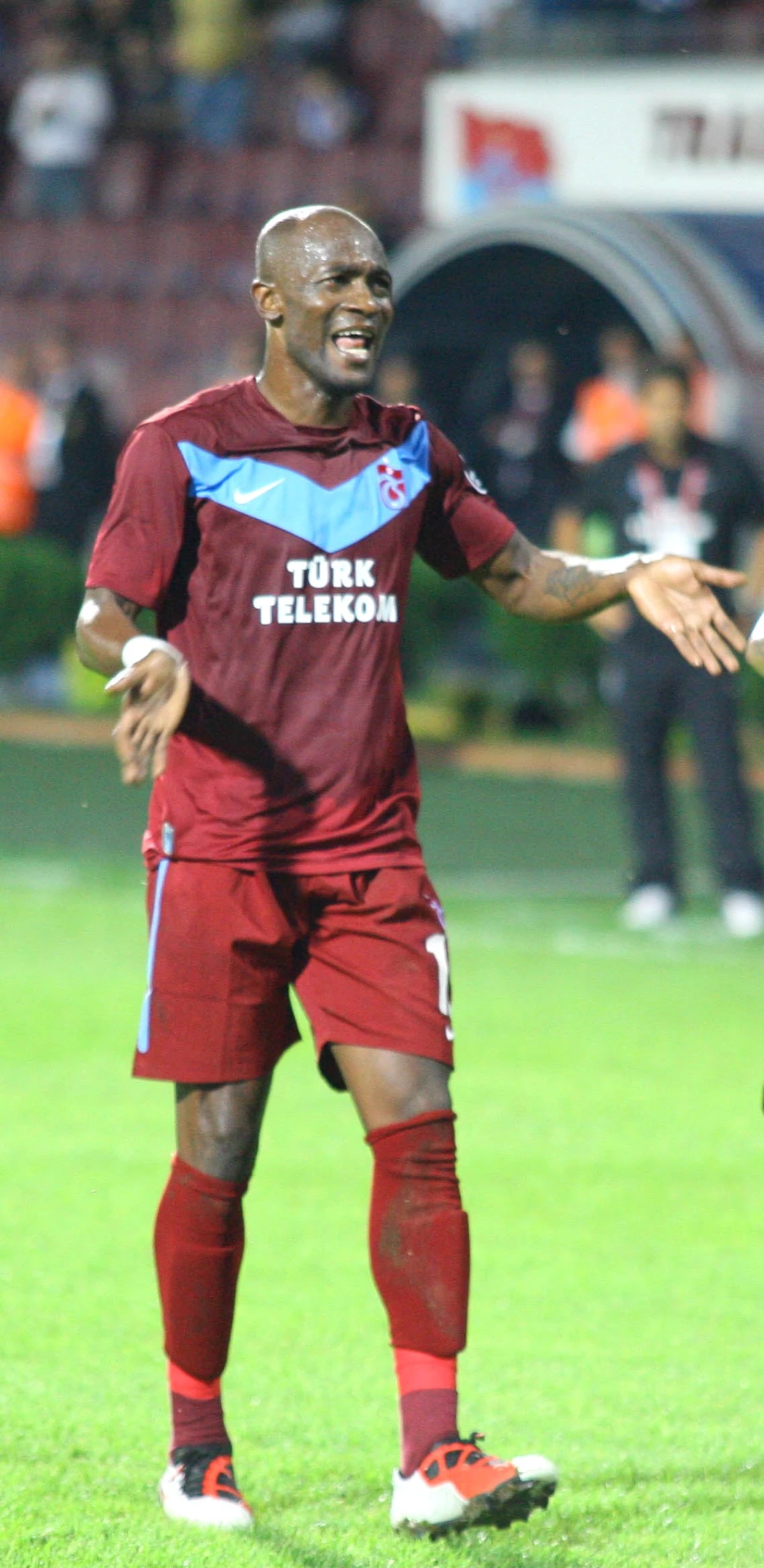 Trabzonspor Genel Sekreter Yener: "Oyuncu Arayışımız Sürüyor"