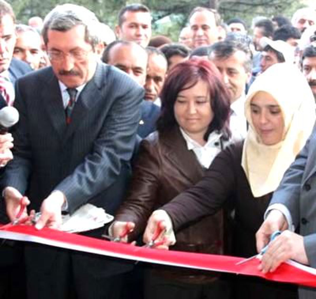 Karabük Belediye Başkanının Eşi Kazada Yaralandı