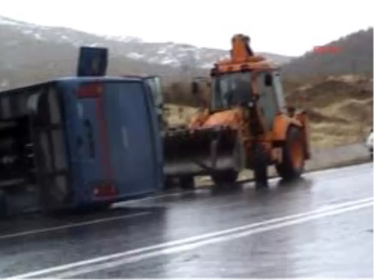 Cezaevi Aracı Devrildi: 1 Şehit