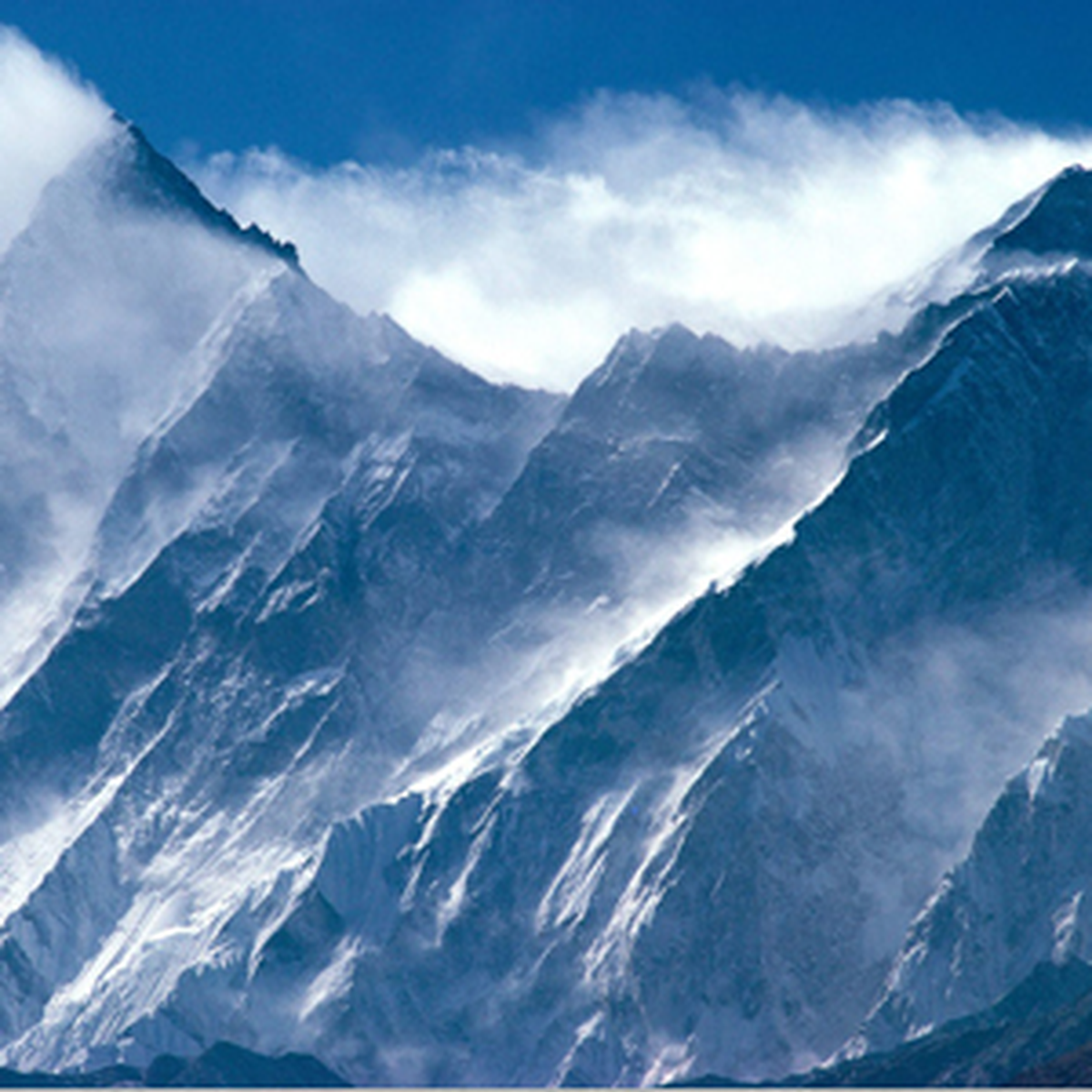 Everest'te Mahsur Kaldılar