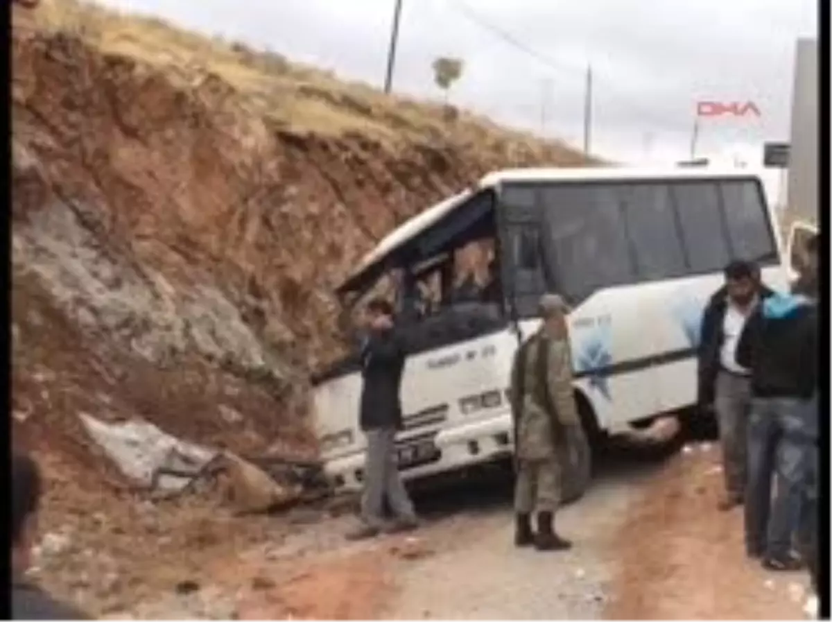 Malatya\'da Trafik Kazası 31 Yaralı