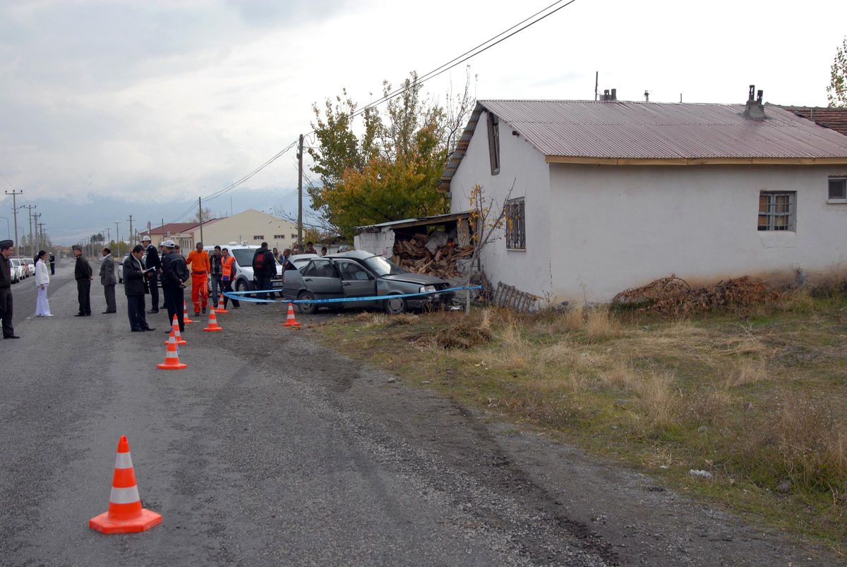Öğlen Paydosunda Geçirdiği Kazada Öldü