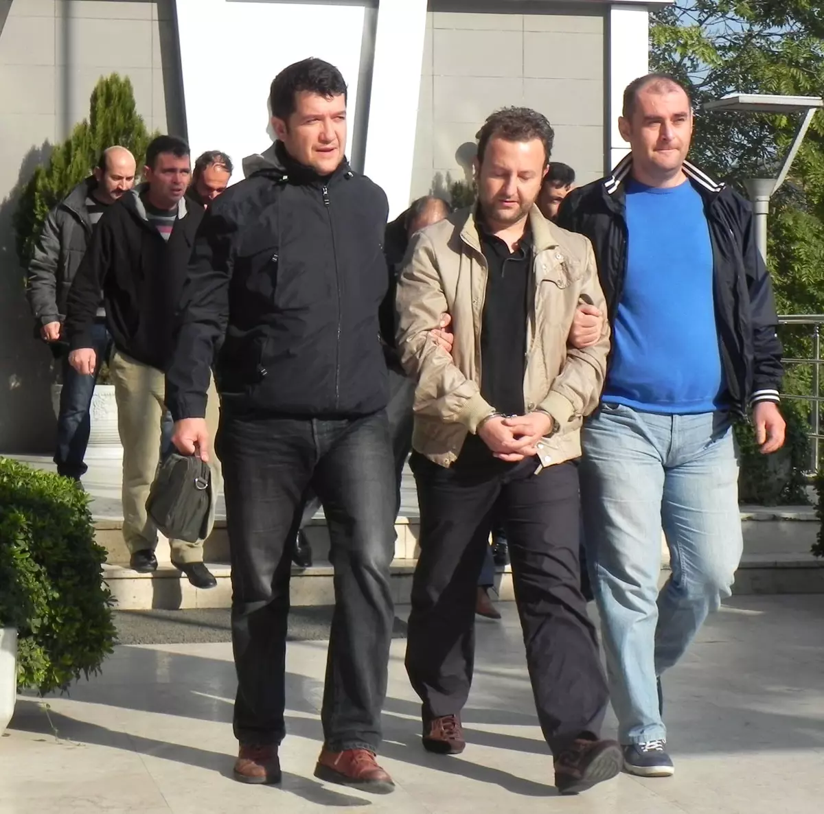 Sahte Evrakla Bireysel Kredi Vurguncuları Yakalandı