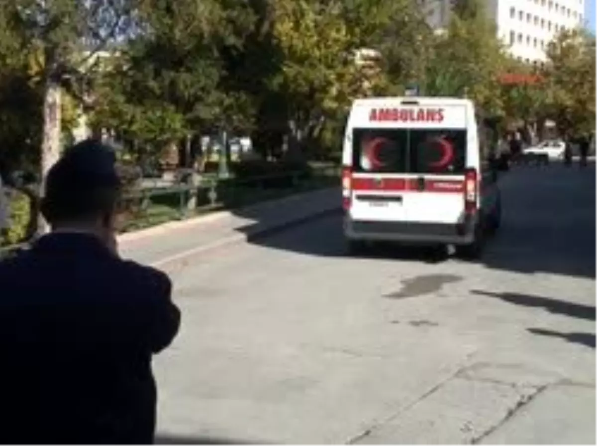 Babası Gibi 29 Yaşında Yaşama Veda Etti